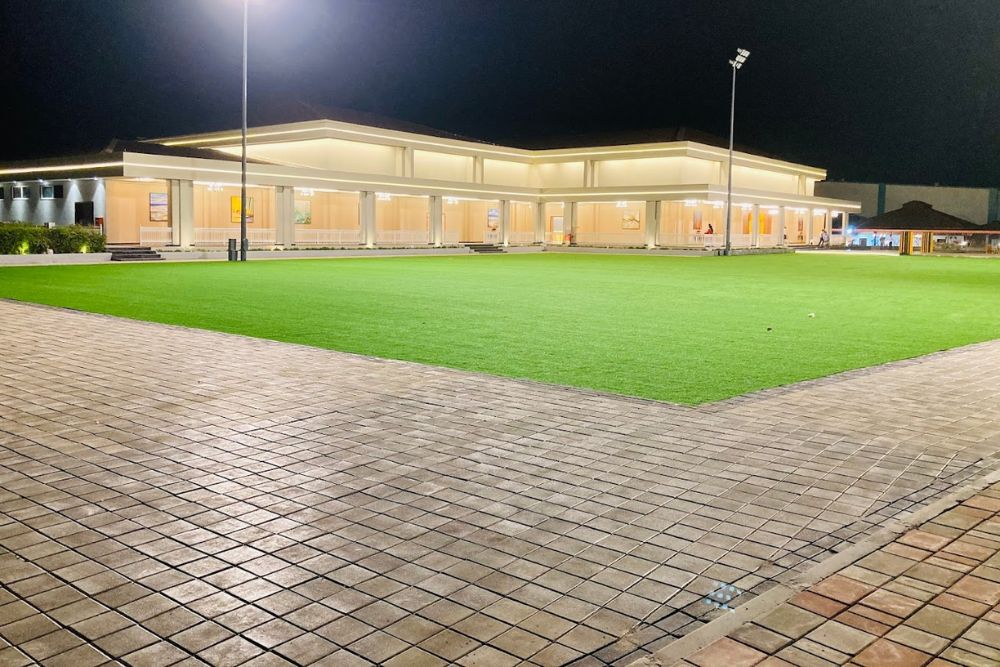 Convention Centers Paving Contracts in Bangalore